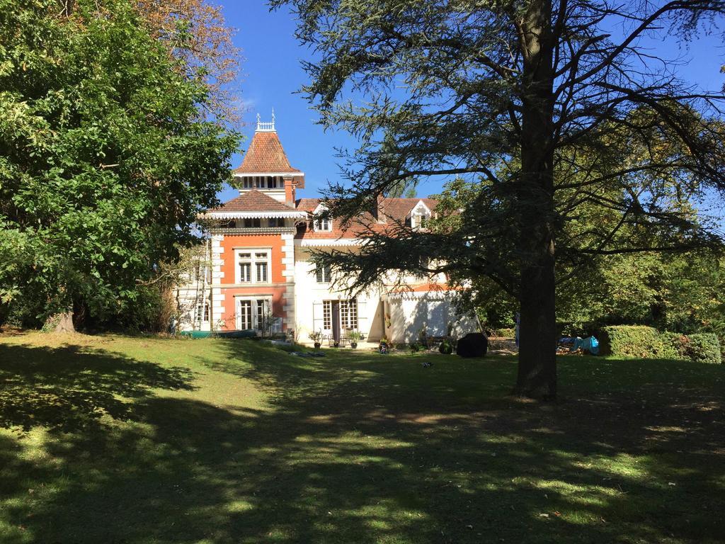 Le Chalet De Luxe Bed and Breakfast Saint-Séverin Zewnętrze zdjęcie